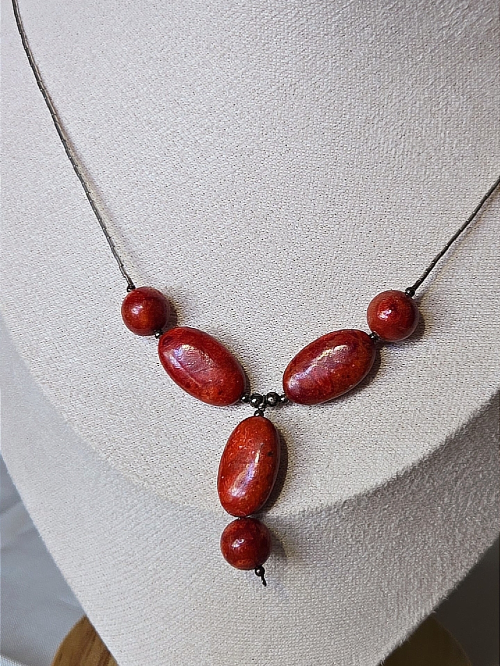 Handcrafted Vintage Red Sponge Coral Liquid Silver Necklace